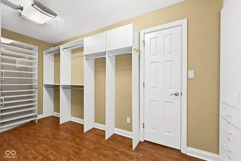 9264 Bluestone Circle Indianapolis IN 46236