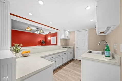 9264 Bluestone Circle Indianapolis IN 46236