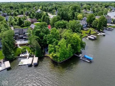 9264 Bluestone Circle Indianapolis IN 46236