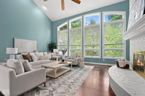 9264 Bluestone Circle Indianapolis IN 46236