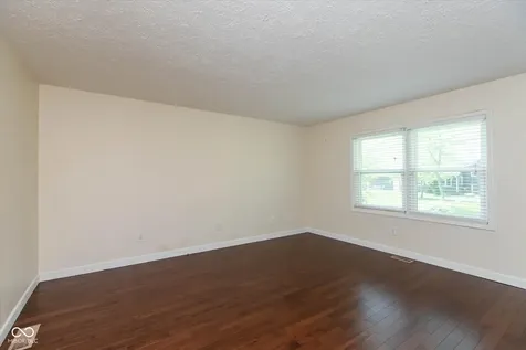 6922 Steinmeier Drive W Indianapolis IN 46220