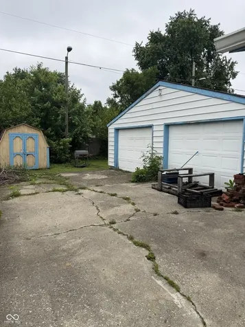 2526 Hillside Avenue Indianapolis IN 46218