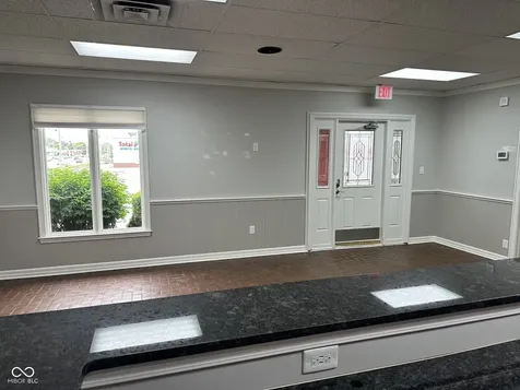 2152 E County Line Road Indianapolis IN 46227