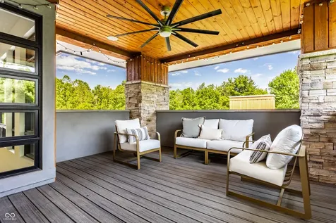 6301 Montana Springs Drive Zionsville IN 46077
