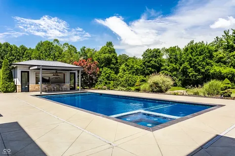 6301 Montana Springs Drive Zionsville IN 46077