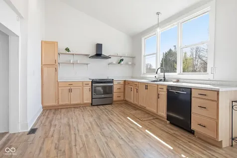105 E Jefferson Street Kempton IN 46049