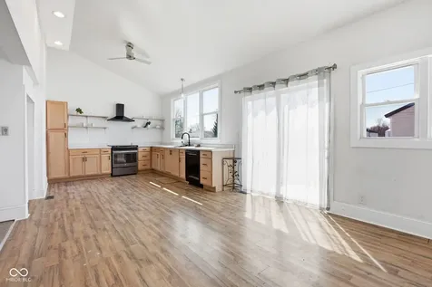 105 E Jefferson Street Kempton IN 46049