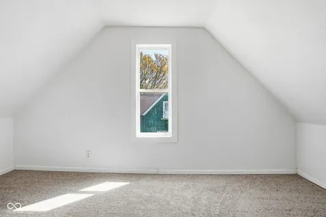 105 E Jefferson Street Kempton IN 46049