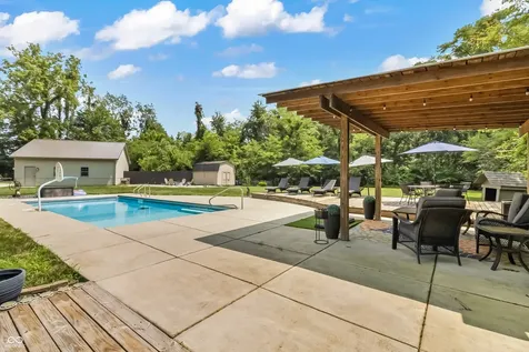 1291 N Blue Spruce Court Greenfield IN 46140