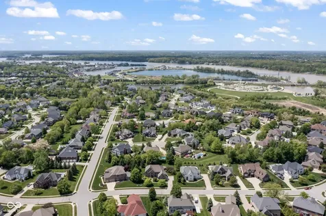 10736 Kemp Court Fishers IN 46040