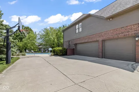 10736 Kemp Court Fishers IN 46040