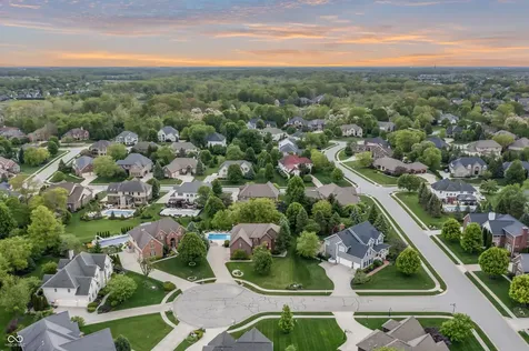 10736 Kemp Court Fishers IN 46040