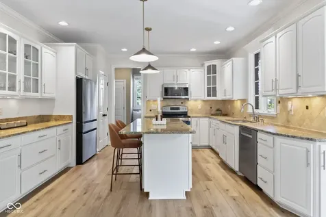 10736 Kemp Court Fishers IN 46040