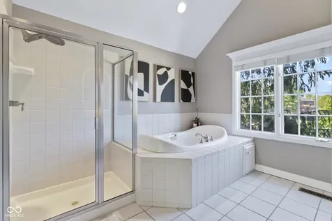 10736 Kemp Court Fishers IN 46040