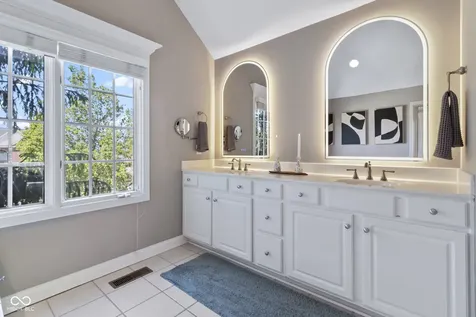 10736 Kemp Court Fishers IN 46040