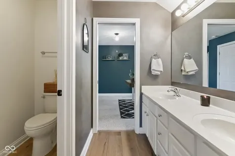 10736 Kemp Court Fishers IN 46040