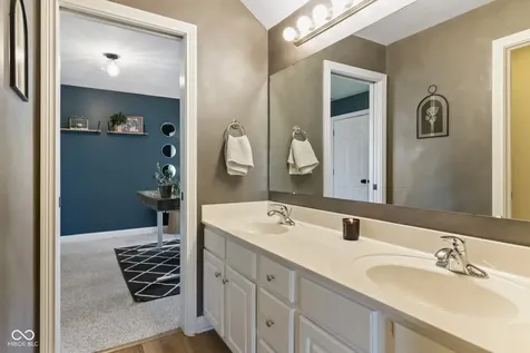 10736 Kemp Court Fishers IN 46040