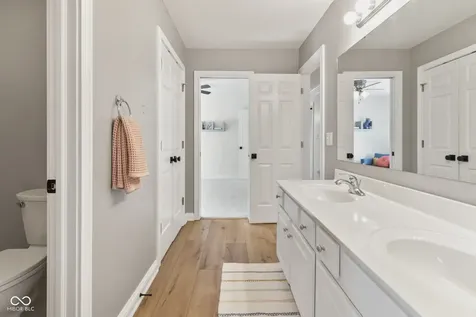 10736 Kemp Court Fishers IN 46040