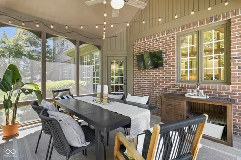 10736 Kemp Court Fishers IN 46040