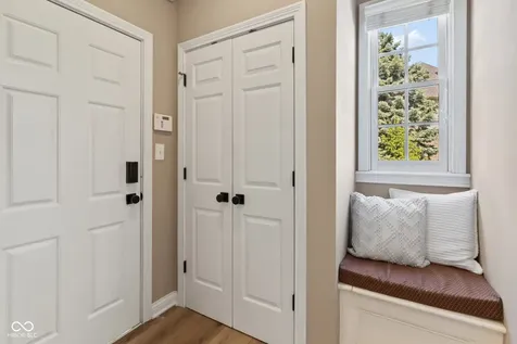 10736 Kemp Court Fishers IN 46040