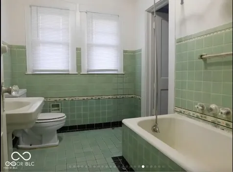 3158 E Fall Creek Parkway North Drive Indianapolis IN 46205