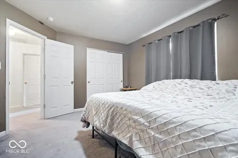5208 Hodson Place Indianapolis IN 46241