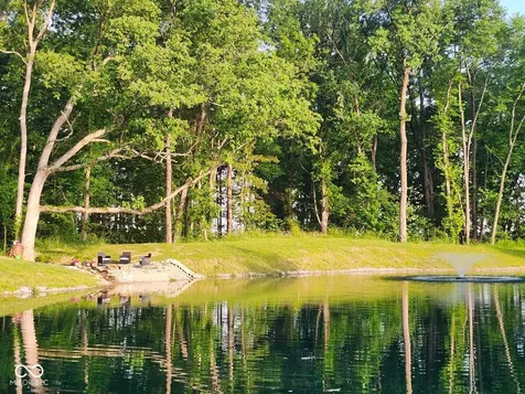 15411 N State Road 9 Hope IN 47246