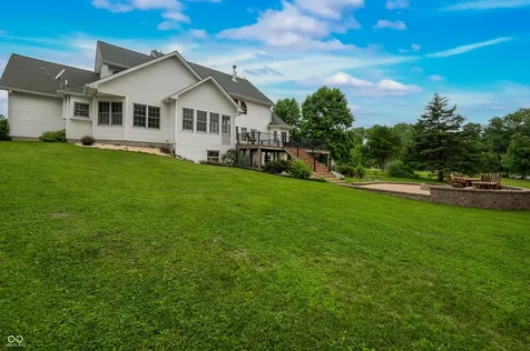 15411 N State Road 9 Hope IN 47246