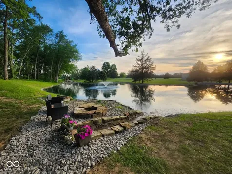15411 N State Road 9 Hope IN 47246