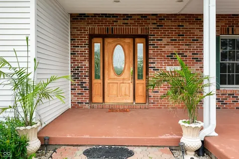 15411 N State Road 9 Hope IN 47246
