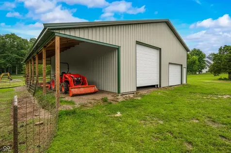 15411 N State Road 9 Hope IN 47246