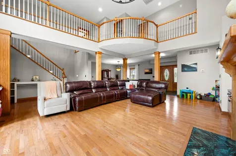 15411 N State Road 9 Hope IN 47246