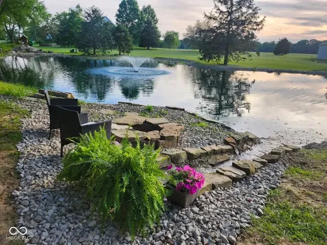 15411 N State Road 9 Hope IN 47246