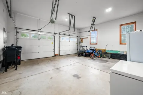 15411 N State Road 9 Hope IN 47246