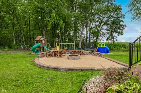 15411 N State Road 9 Hope IN 47246