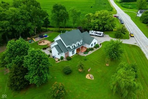 15411 N State Road 9 Hope IN 47246