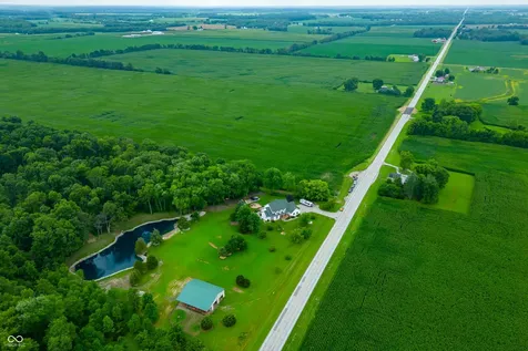 15411 N State Road 9 Hope IN 47246