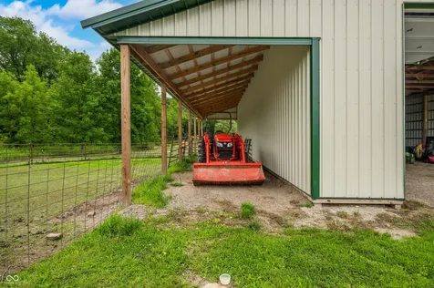 15411 N State Road 9 Hope IN 47246