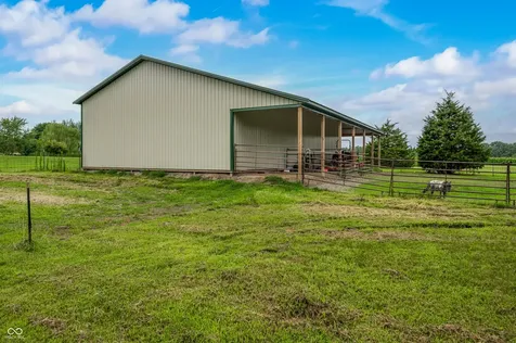 15411 N State Road 9 Hope IN 47246
