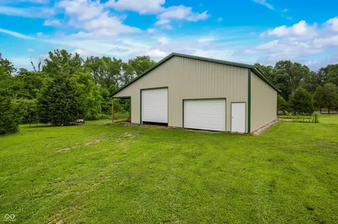 15411 N State Road 9 Hope IN 47246