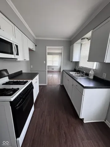 3757 Caroline Avenue Indianapolis IN 46218