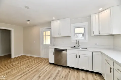 4992 W 100 S New Palestine IN 46163