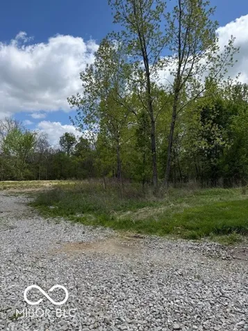 2945 S 1200 E Zionsville IN 46077