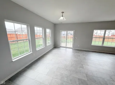 8095 Brookville Way Avon IN 46123