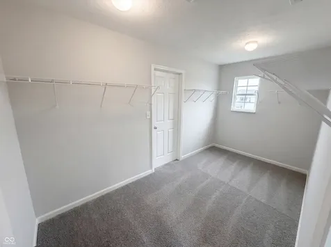 8095 Brookville Way Avon IN 46123