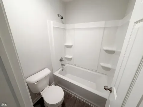 8095 Brookville Way Avon IN 46123