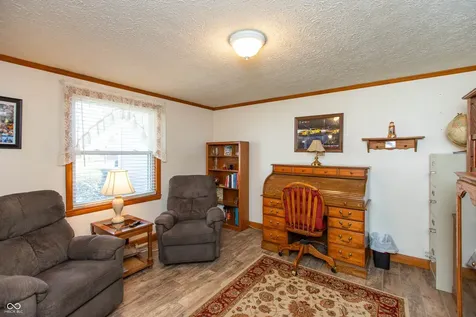 831 North Drive Seymour IN 47274