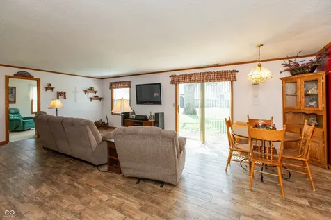 831 North Drive Seymour IN 47274