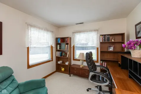831 North Drive Seymour IN 47274