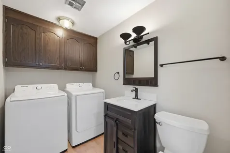 3505 Delaware Trail Muncie IN 47302